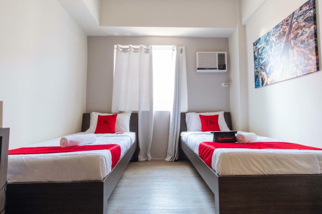 Reddoorz Premium @ Vista Heights Legarda Hotel Manila Luaran gambar